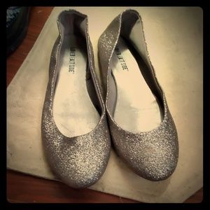 Gold shimmering flats